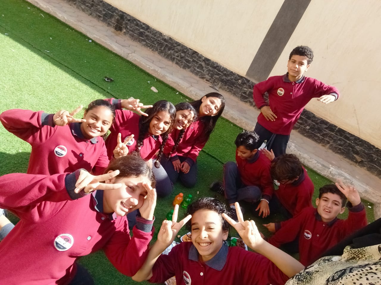 طلاب مدرسه الفريق سعد الشاذلي لغات يطلقون دعوه للتسامح