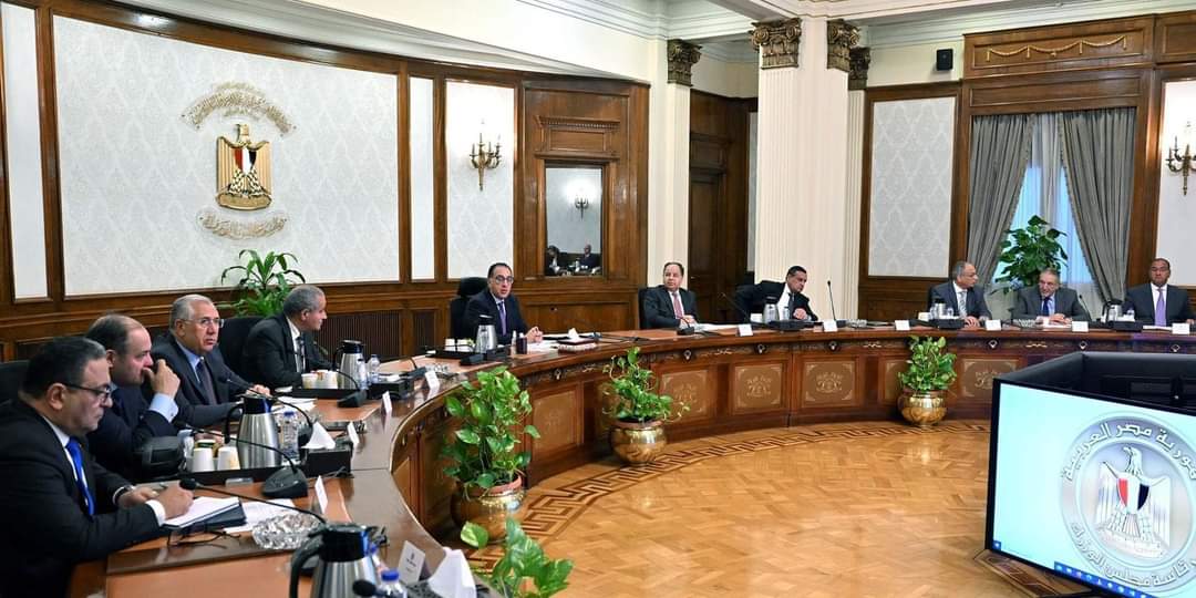 رئيس الوزراء يتابع موقف تنفيذ مبادرة خفض أسعار السلع الغذائية