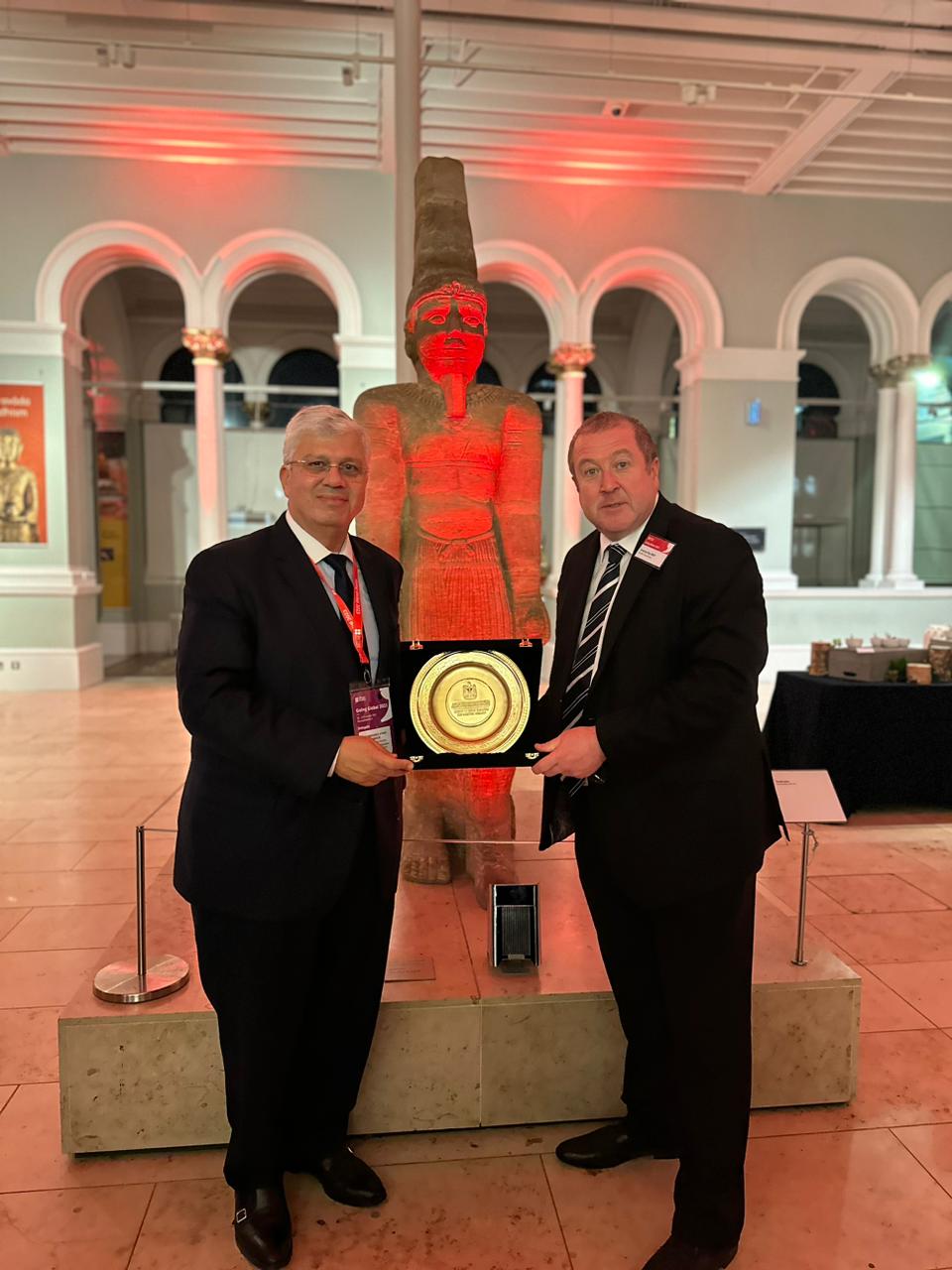 على هامش مشاركته كمتحدث رئيسي في مؤتمر “نحو العالمية Going Global” باسكتلندا