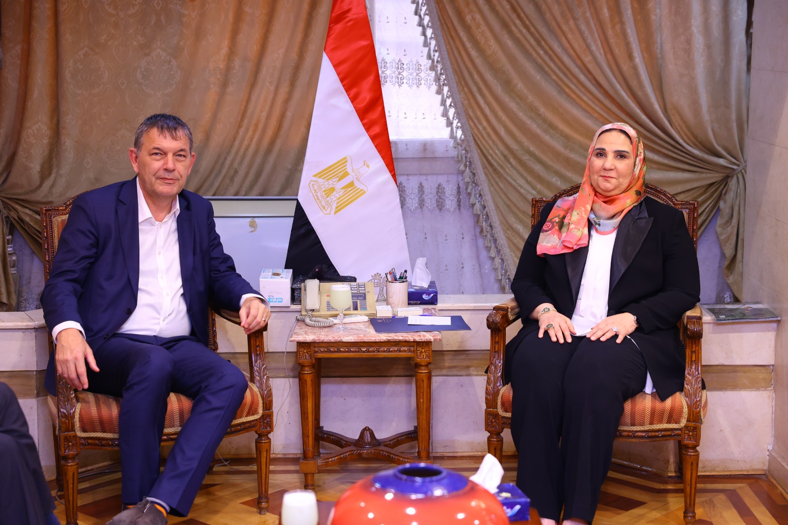 وزيرة التضامن الاجتماعي تستقبل المفوض العام لوكالة الأونروا..ويناقشان الأوضاع المتردية في قطاع غزة.. ويبحثان آليات إنفاذ المساعدات الإنسانية والإغاثية بشكل مستدام وآمن