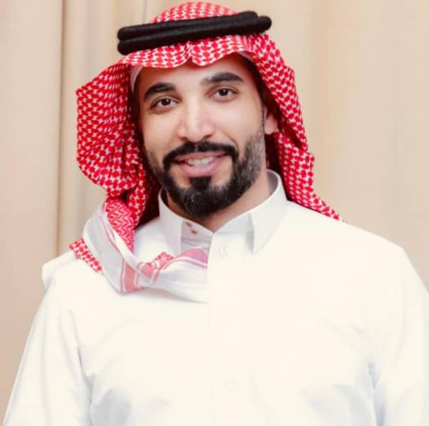 عبد المجيد العييري يكشف أسرار نجاح صناعة المحتوى الاستكشافي