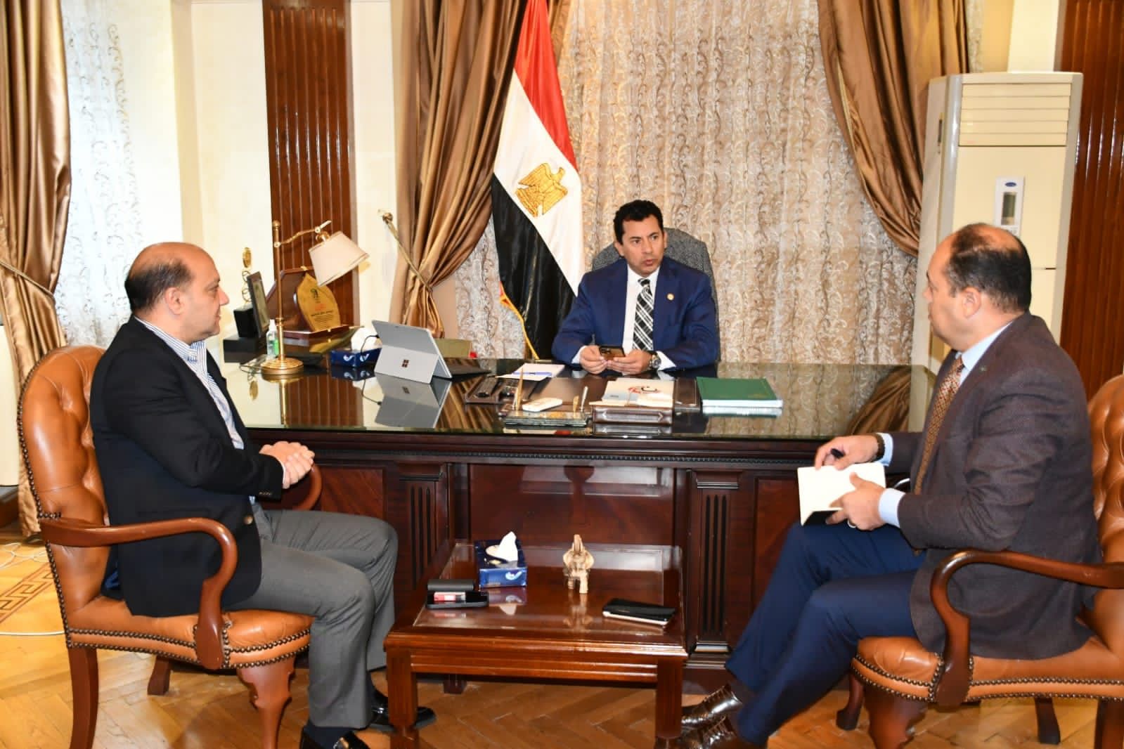 وزير الرياضة يستقبل رئيس اتحاد الجمباز لبحث استعدادات مصر لإستضافة بطولة العالم للجمباز الفني المؤهلة لأولمبياد باريس