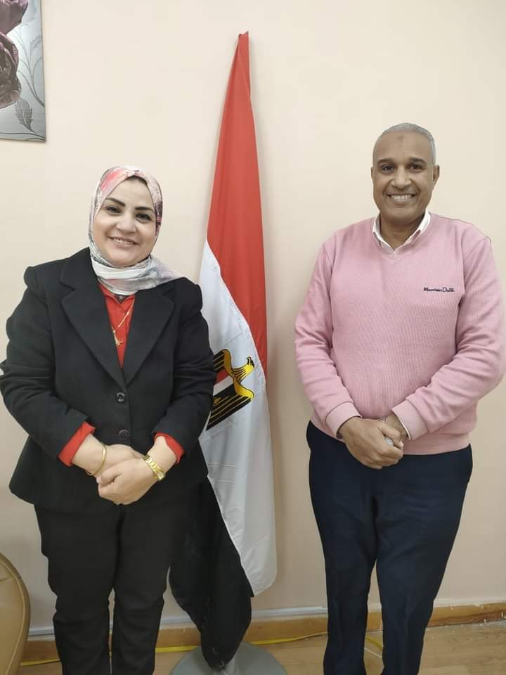 الجمهوريه الجديده تتقدم بأسمى التهاني والتبريكات للأستاذة داليا مصطفى مدير عام اداره بدر التعليمية