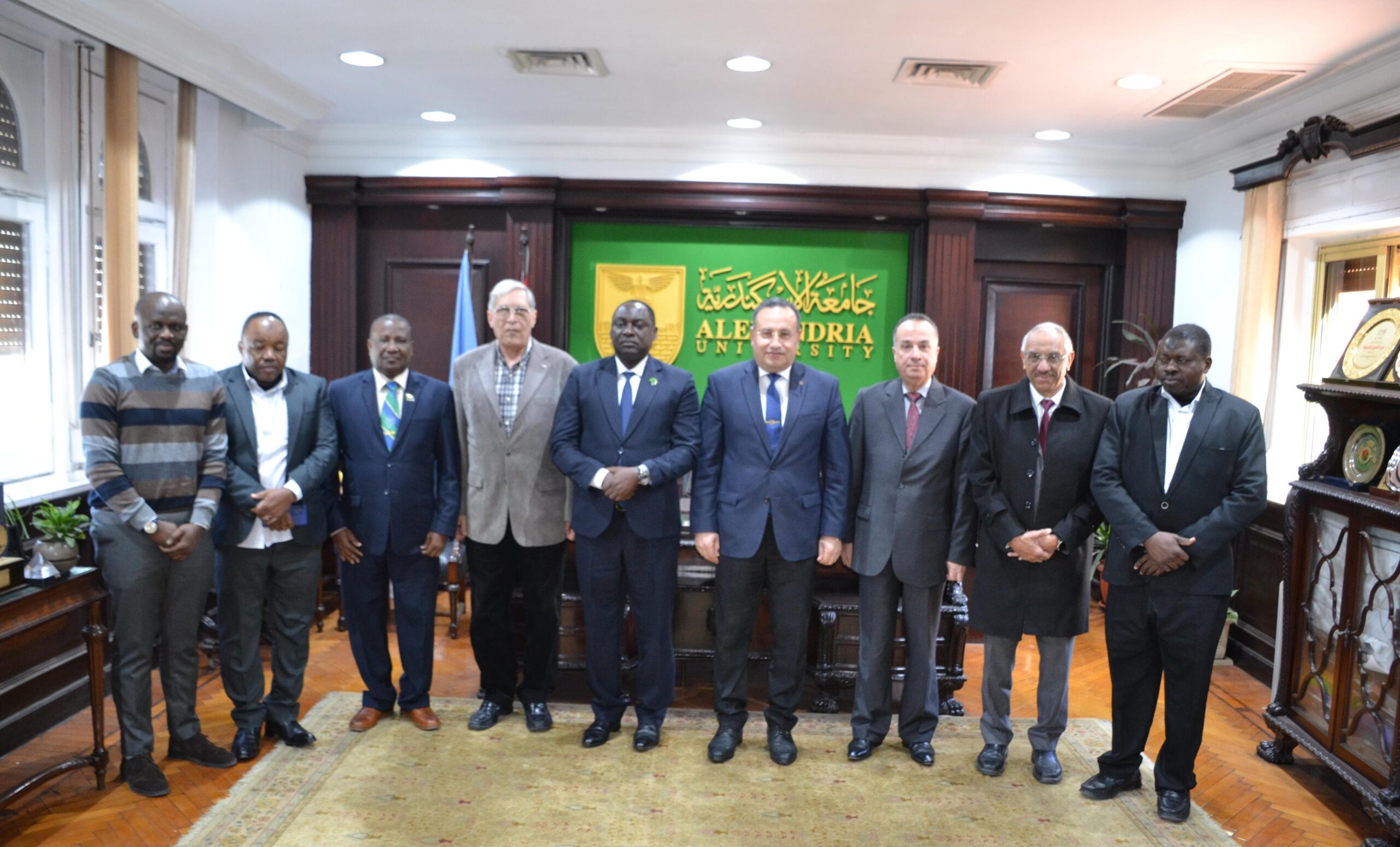 رئيس جامعة الإسكندرية يستقبل سفير تنزانيا لبحث سبل التعاون المشترك
