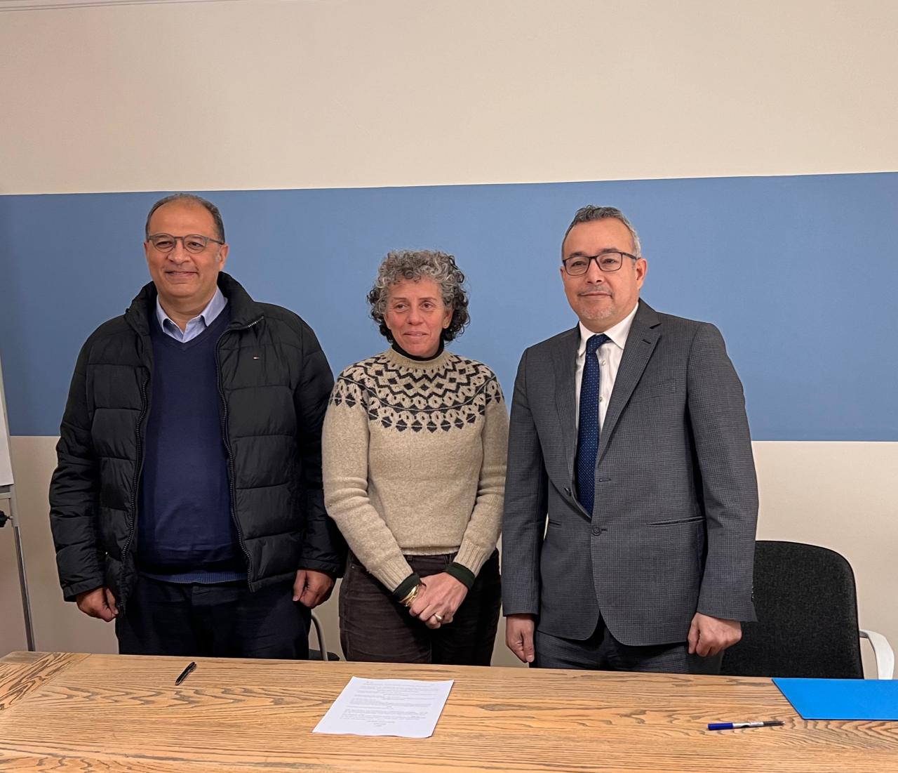 للترويج لمدينة إسنا بروتوكول تعاون بين خبراء الديجيتال الدولية وتكوين لتنمية المجتمعات المتكاملة للتسويق