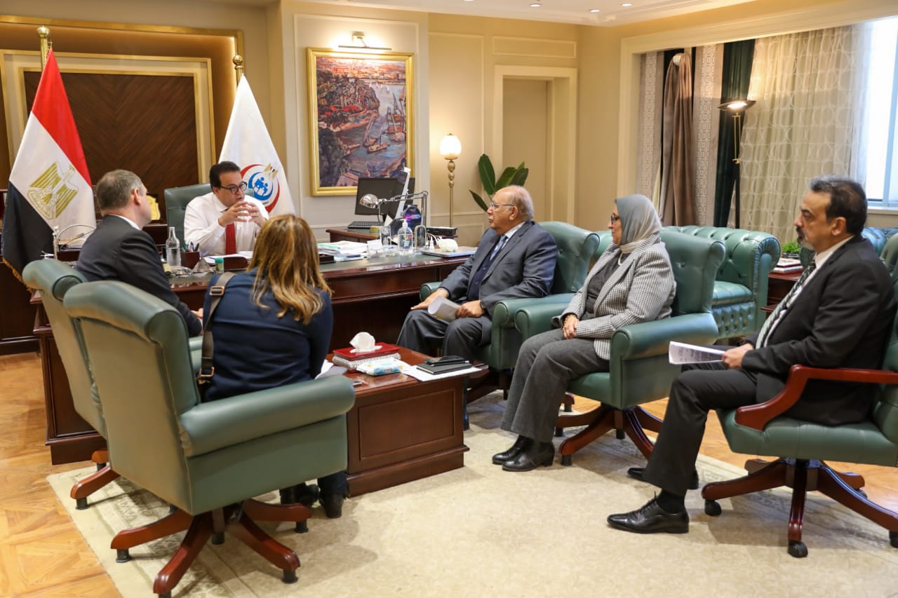 وزير الصحة يبحث مع ممثلي هيئة كوجناس الدولية للتعليم سبل التعاون المشترك لتطوير منظومة التعليم الفني الصحي
