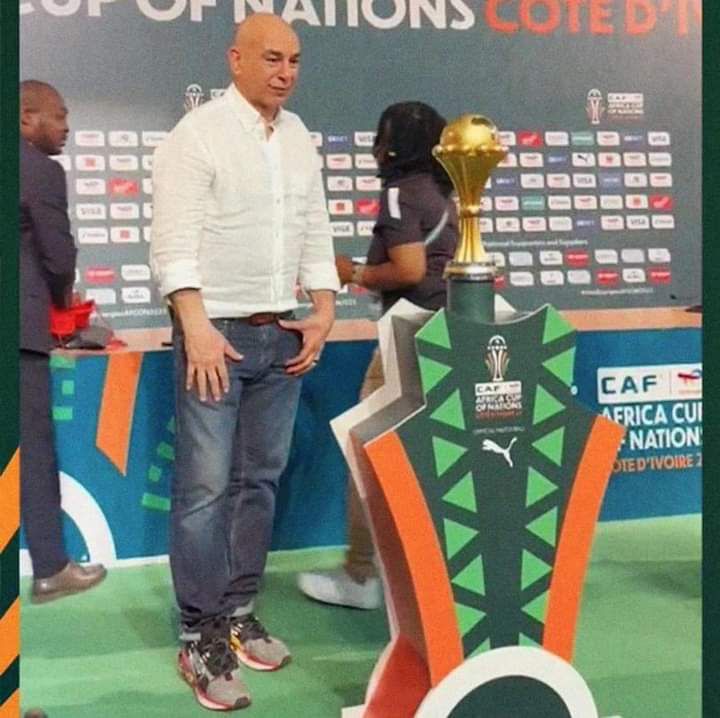 حسام حسن: سعيد بالمشاركة في مؤتمر أساطير الكرة الأفريقية