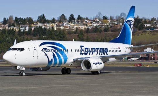مصر للطيران تنفى إصدارها تذاكر بالعملات الاجنبية داخل مصر