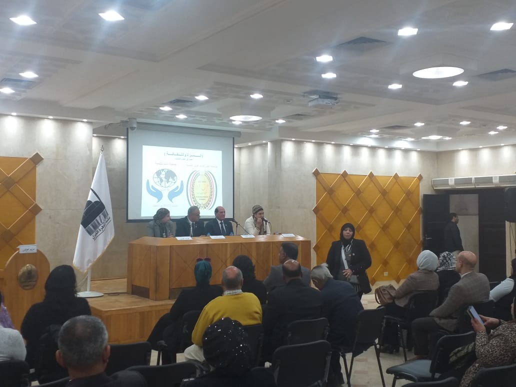 ثقافة المرأه تأثيرها على الفرد والمجتمع ندوة بمكتبة القاهره الكبرى
