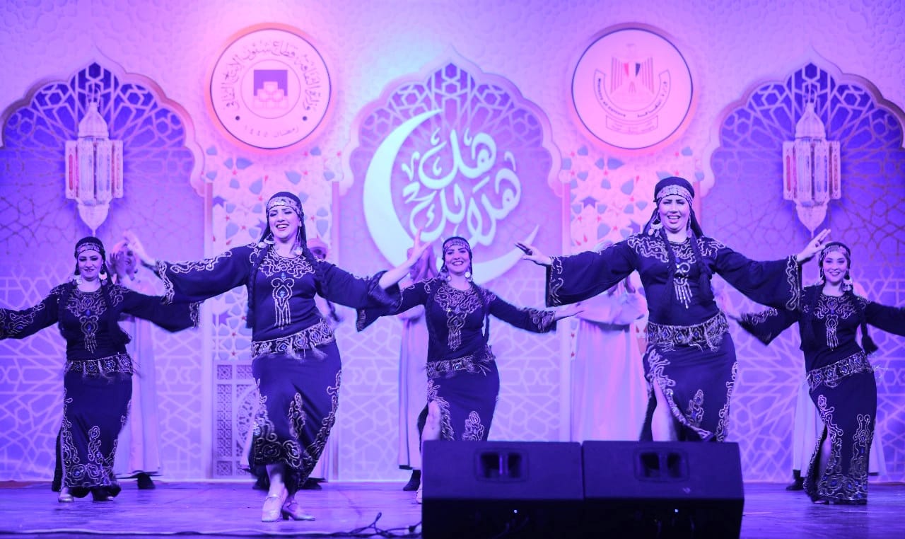 إقبال جماهيري كبير فى الليلة الثانية لــ “هل هلالك”