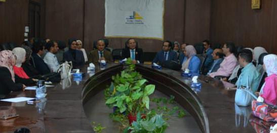 الدكتور حمدان ربيع يشهد ندوة تطبيقات الذكاء الاصطناعي في البحث العلمي ويفتتح ورشة عمل “التصحيح الإلكتروني “