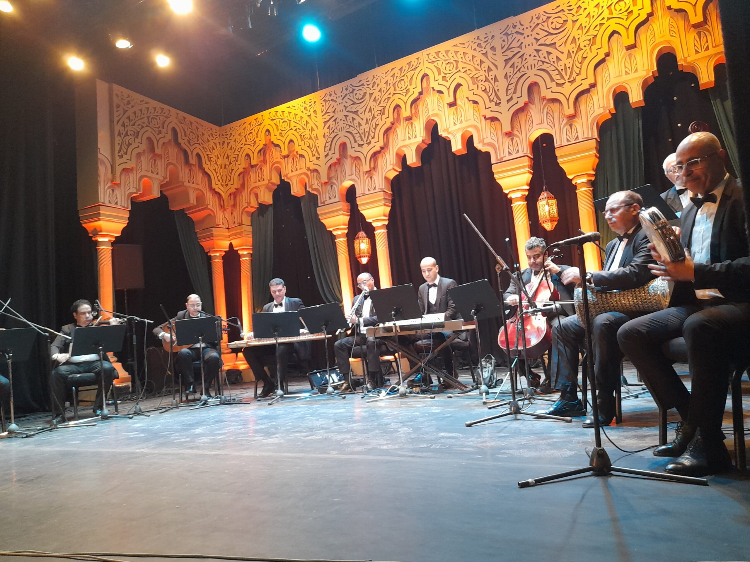 وفد اليونسكو يزور معهد الموسيقى العربية ويتفقد متحف الآلات الموسيقية ومقتنيات الموسيقار محمد عبدالوهاب