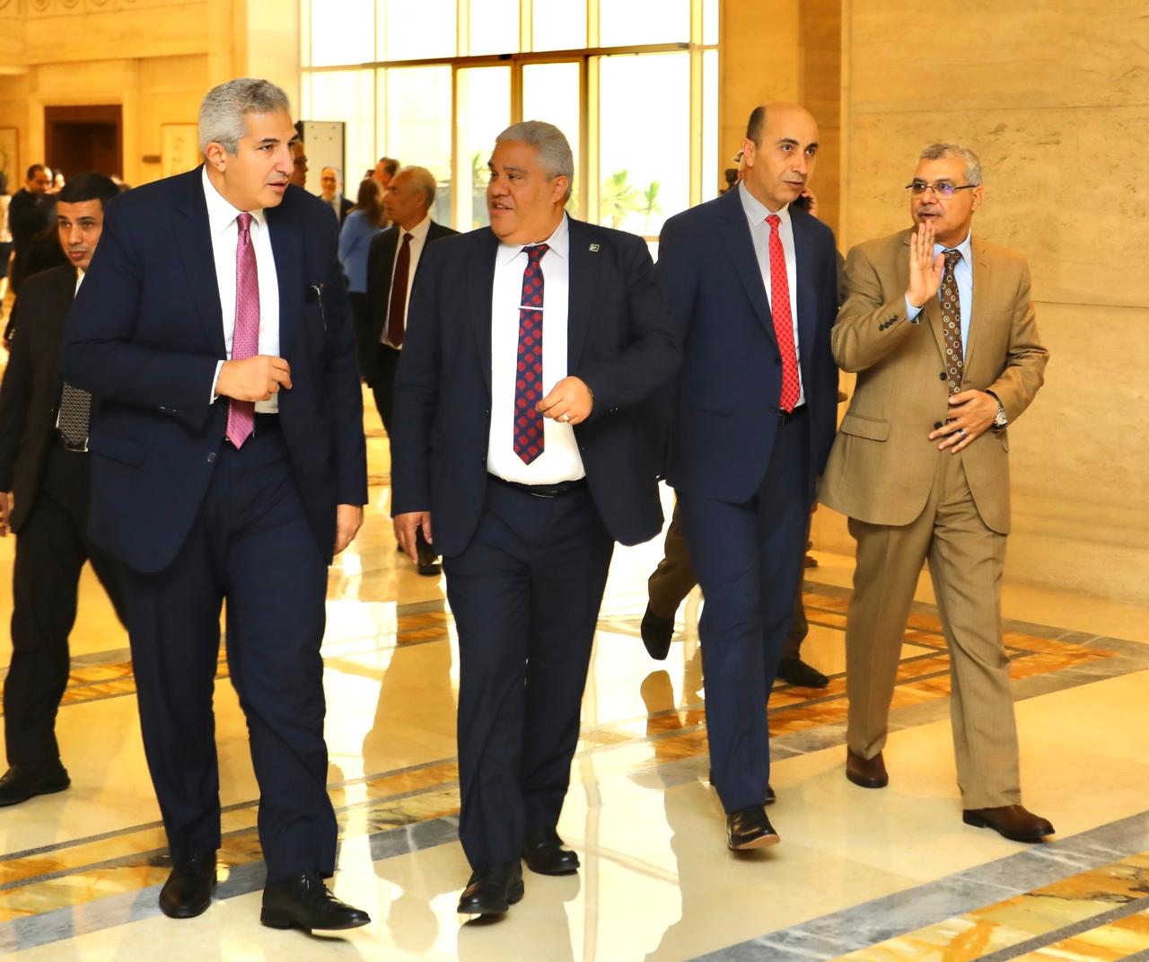 رئيس جامعة الزقازيق يشهد فعاليات ختام المُلتقى السنوي الخامس للمراكز الجامعية للتطوير المهني