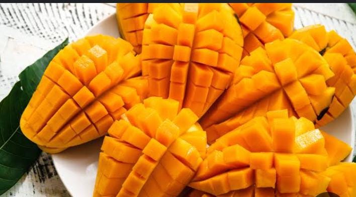 المانجو غنية بالفيتامينات والمعادن