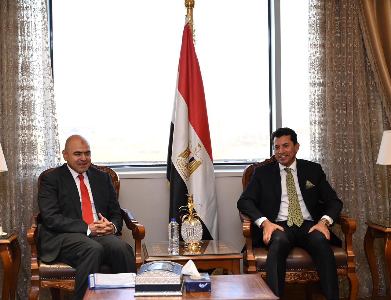 وزير الرياضة يلتقي رئيس نادي السادس من أكتوبر لبحث المشروعات المستقبلية بالنادي