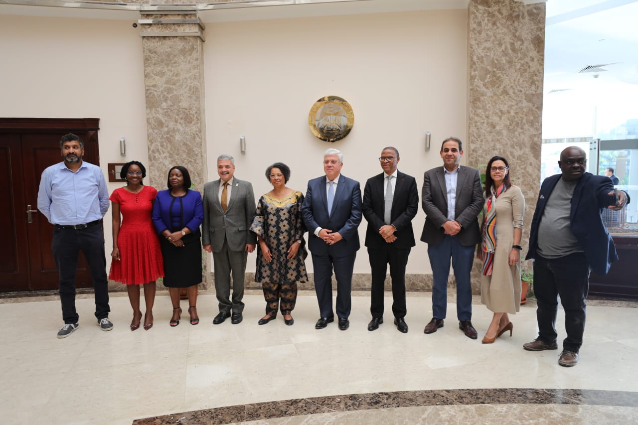 وزير التعليم العالي يستقبل وفدًا من مجموعة جنوب إفريقيا للتنمية SADC للتعرف على تجربة مصر في بنك المعرفة