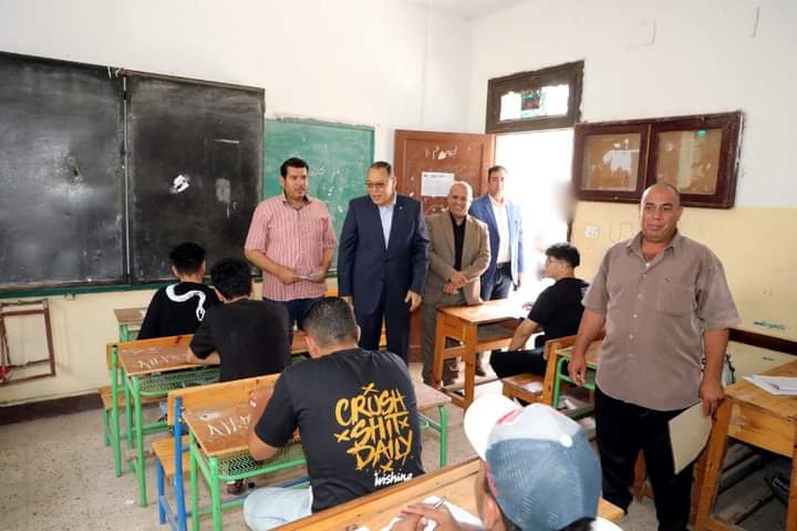 عقب إنطلاق ماراثون إمتحانات الثانوية العامة محافظ الشرقية يتفقد لجان إمتحانات الثانوية العامة بمدينة الزقازيق