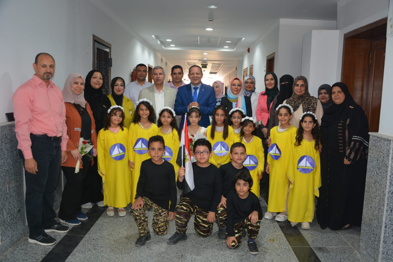 الدكتور حمدان ربيع رئيس جامعة دمياط يفتتح فعاليات البرنامج التدريبي لإدارة الموهوبين والتعلم الذكي بكلية الآثار 