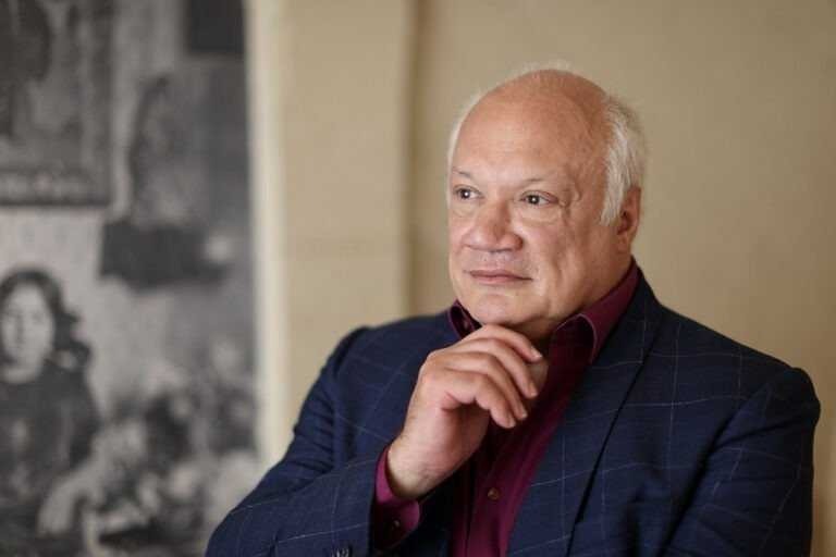 تحدي القدس.. كاتب فرنسي يعلّق: يجب أن نكون إخوة لا أن نقتل الأخوة