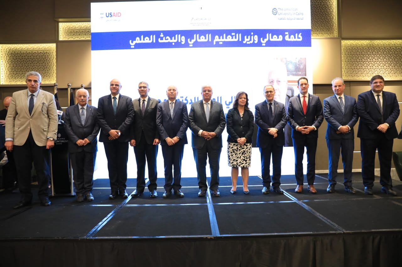 وزير التعليم العالي يفتتح ورشة عمل إطلاق المرحلة الثانية من برنامج “رواد وعلماء مصر”