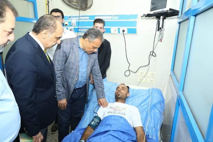 محافظ الشرقية يزور مصابي حادث تصادم قطارين أمام بلوك ٥ بمستشفيات جامعة الزقازيق والأحرار التعليمي