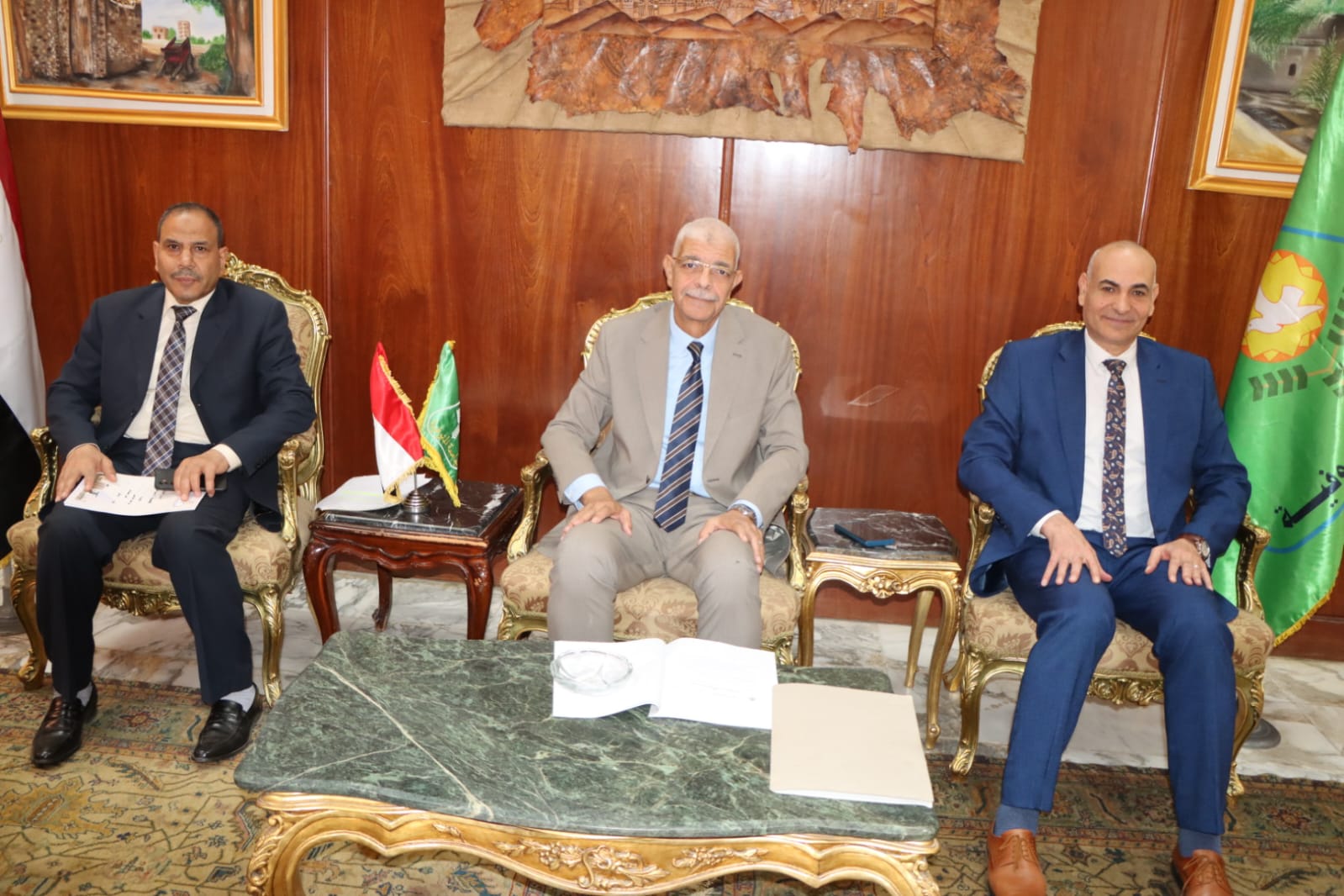 رئيس جامعة المنوفية يرأس إجتماع لجنة الإحتياجات لمناقشة الخطة الخمسية لتعيين المعيدين