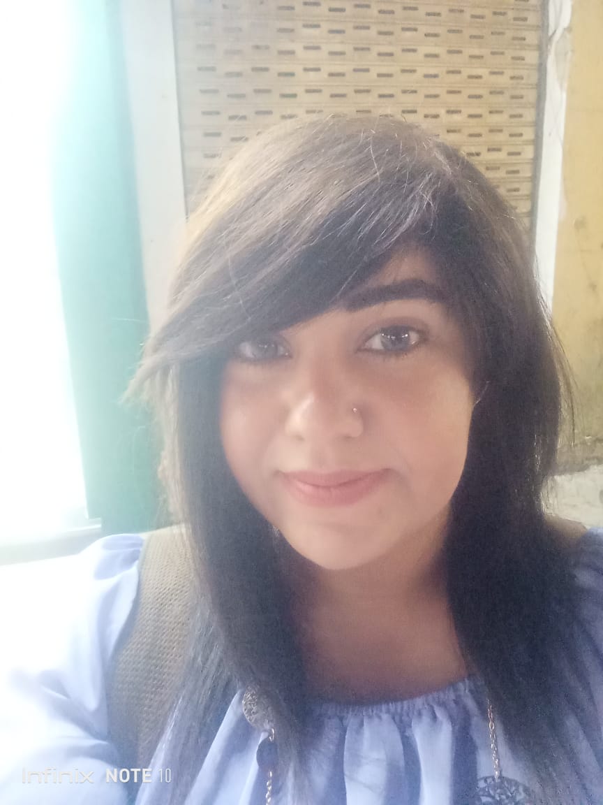 أرفُض الحُب المُغلف على بِطاقاتِ البريد بغيرِ روح