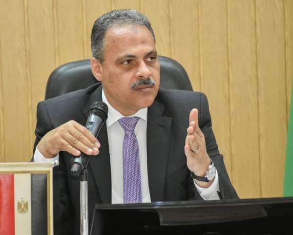 بتكلفة ٣٥ مليون و ١٤٢ ألف جنيه: محافظ الشرقية يُتابع تنفيذ أعمال إنشاء الحوائط الساندة على مصرف الهوابر- شبرا صورة بمركز ديرب نجم