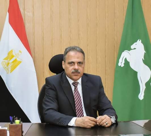 محافظ الشرقية يصدر قراراً بتشكيل لجنة لتحديد تعريفة الركوب الجديدة لسيارات الأجرة والتاكسي