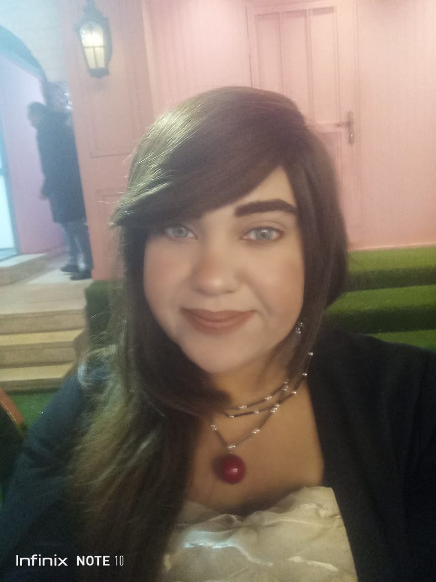 أتتكَ مرأة مُتزِنة، لِتُعِيدُ رشادُكَ وتُفقِدُكَ هيبتُكَ