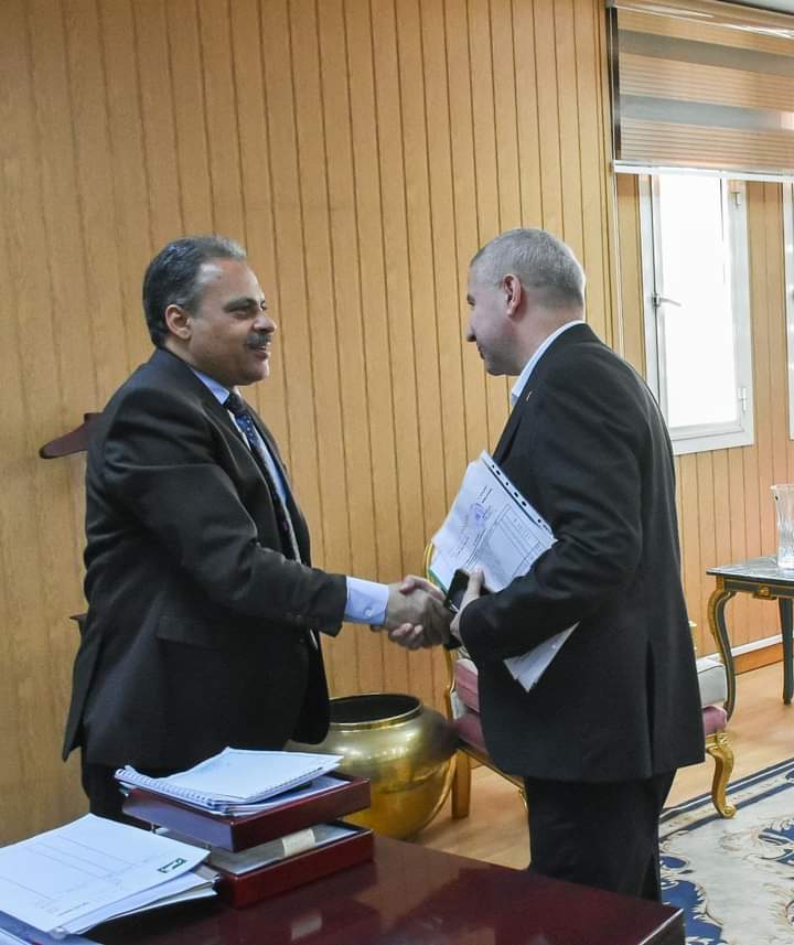 محافظ الشرقية يلتقي وكيل وزارة التربية والتعليم لتهنئته بمهام منصبه الجديد