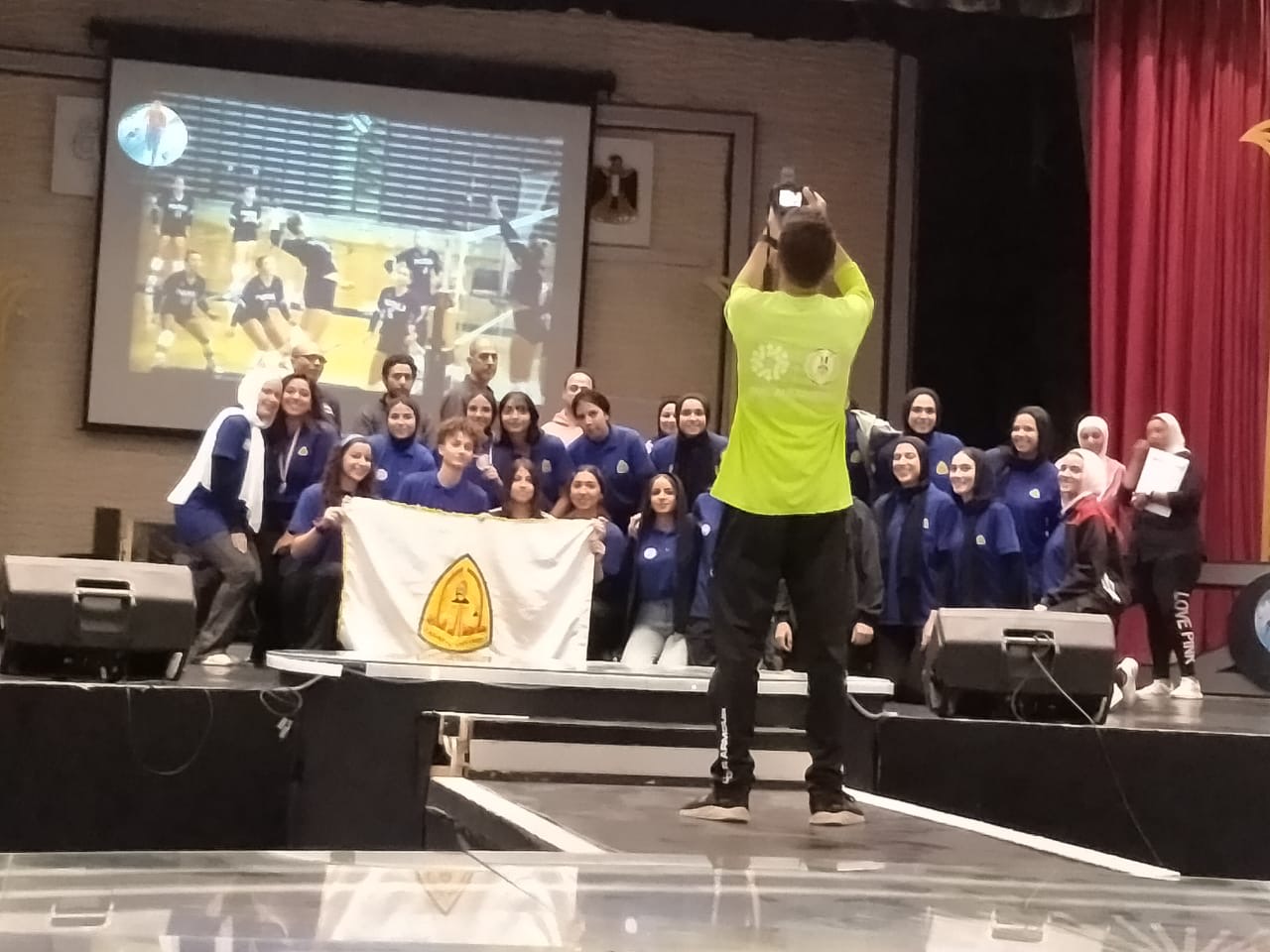 جامعة الزقازيق تحصد فضيتين في السباحة و الكاراتيه في اولمبياد الفتاة الجامعية