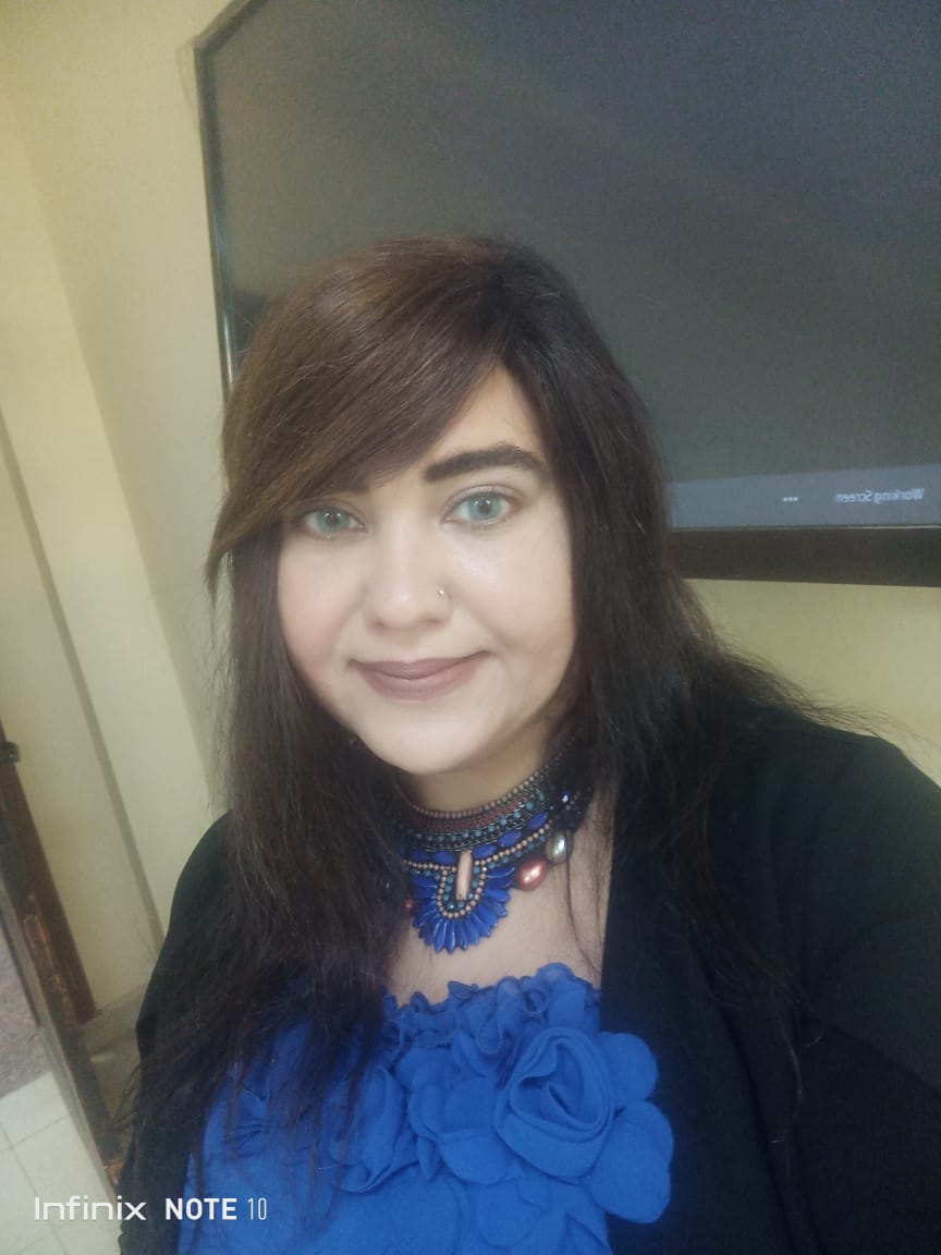 ولما أشاعُوا أنِى أُحِب، توسدتُ كفِى كأنُه حُلم، تمايلتُ لحظة لِلحنِ كاظِم