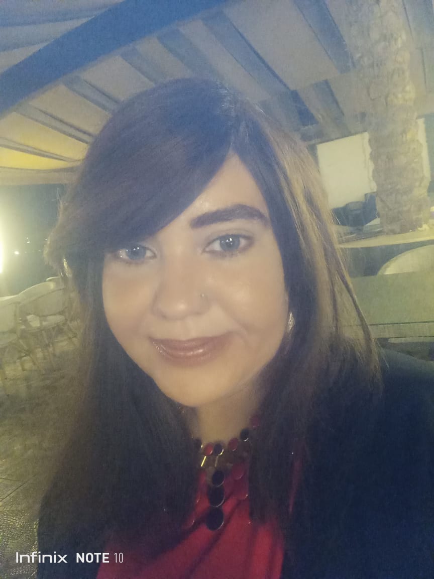 شقِيتُ بُرهة لكِن نجحتُ بِإرادتِى