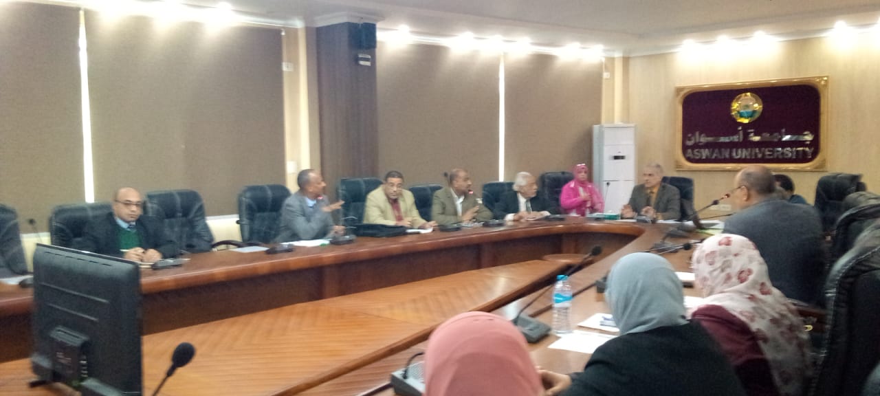 مجلس شئون التعليم والطلاب جامعة أسوان يناقش دمج كلية السياحة مع كلية الآثار تحت مسمى “كلية السياحة والآثار”