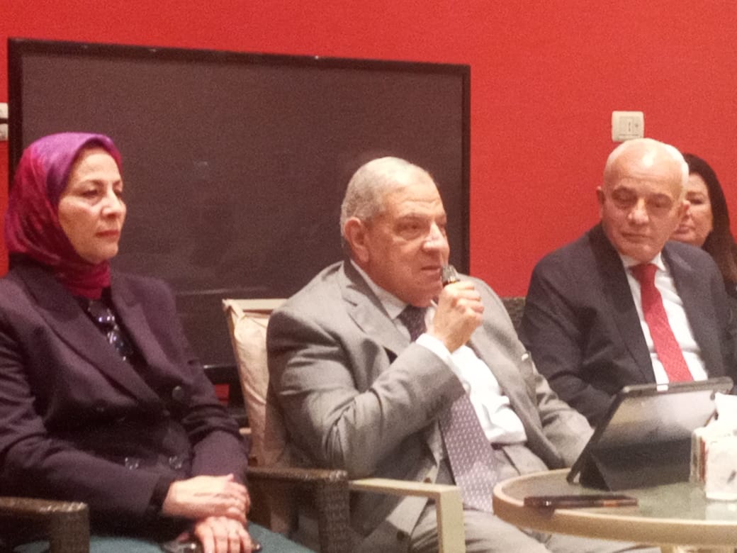 بحضور رئيس مجلس الوزراء الأسبق صالون جمال الدين الثقافي يناقش الاقتصاد الرعائي في تحقيق الرفاهية والتنمية المستدامة للمجتمع