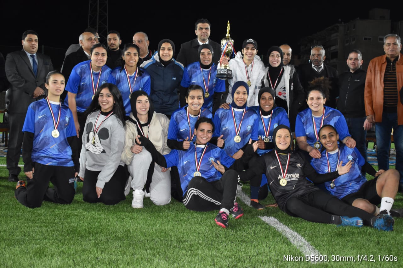 احتفالية لنهائي كرة القدم النسائي ببورسعيد مع فريق المدفعجية السوداني