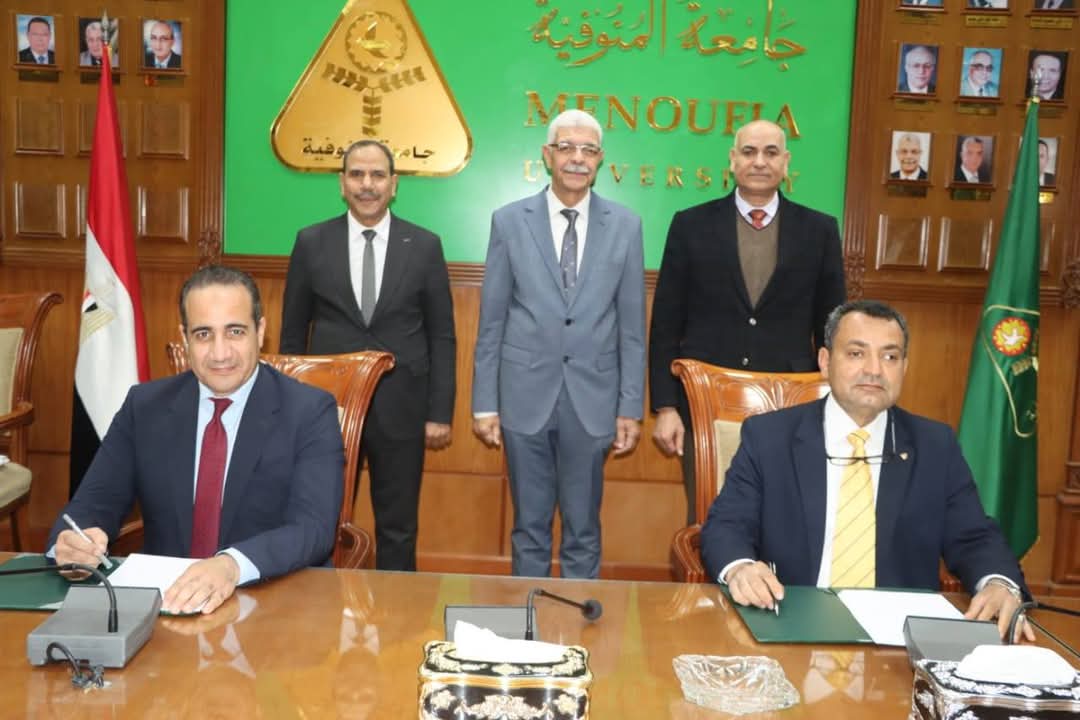 رئيس جامعة المنوفية يشهد مراسم توقيع بروتوكول تعاون بين معهد الكبد القومى ومعهد الأورام لتعزيز الرعاية المتكاملة للمرضى