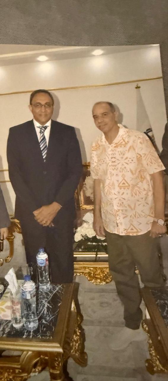 النائب هشام الشعينى : محافظ قنا أعاد الانضباط داخل الشارع القنائى بعد تعدد جولاته المفاجئة