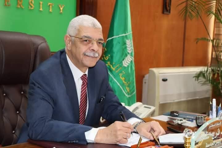 رئيس جامعة المنوفية يترأس اجتماع مجلس الجامعة ويستعرض تصور إنشاء مركز لتنمية الباحثين والتميز البحثى والخطة التنفيذية لتأسيسه