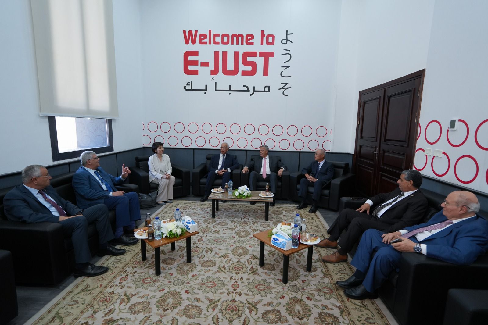 محافظ الاسكندرية ورئيسا مجلس الأمناء والجامعة اليابانية يفتتحون مجمع المدن الجامعية الجديد