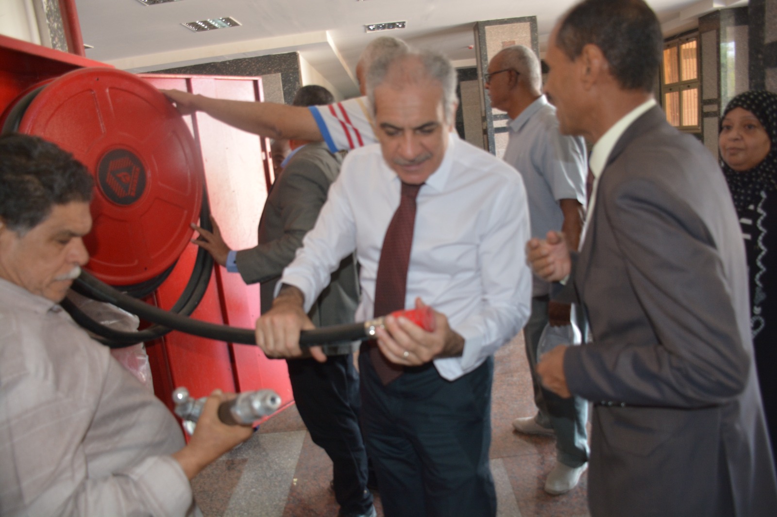 جامعة أسوان: تطوير منظومة الإطفاء والتأمين لمواجهة الحرائق ورفع كفاءة السلامة المهنية