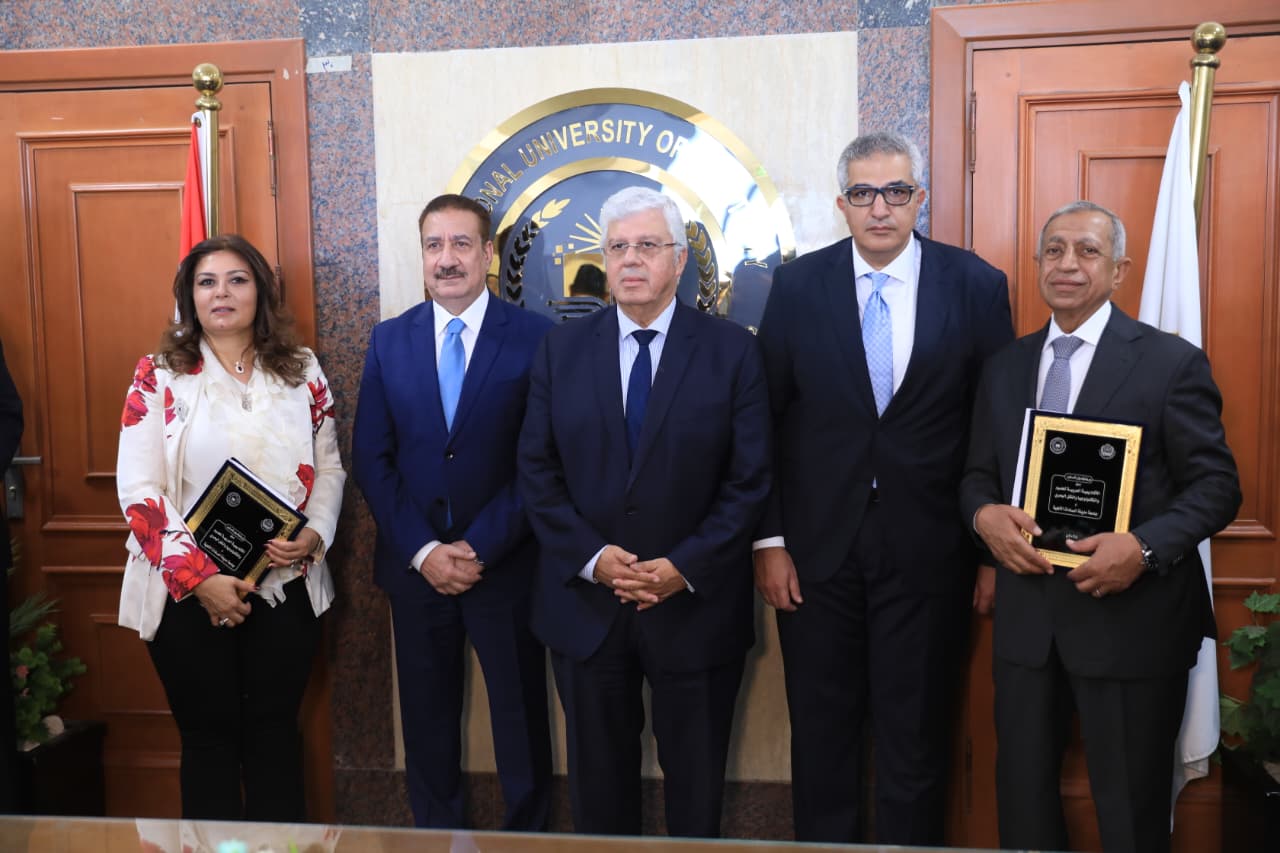 وزير التعليم العالي ومحافظ المنوفية ورئيس جامعة مدينة السادات يفتتحون مقر جامعة مدينة السادات الأهلية