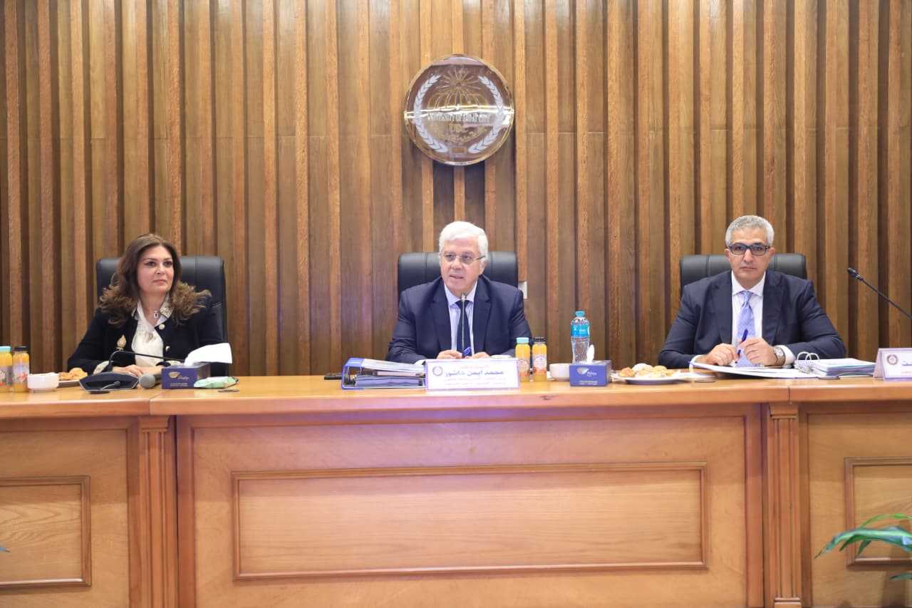 وزير التعليم العالي يترأس اجتماع المجلس الأعلى للجامعات بجامعة مدينة السادات