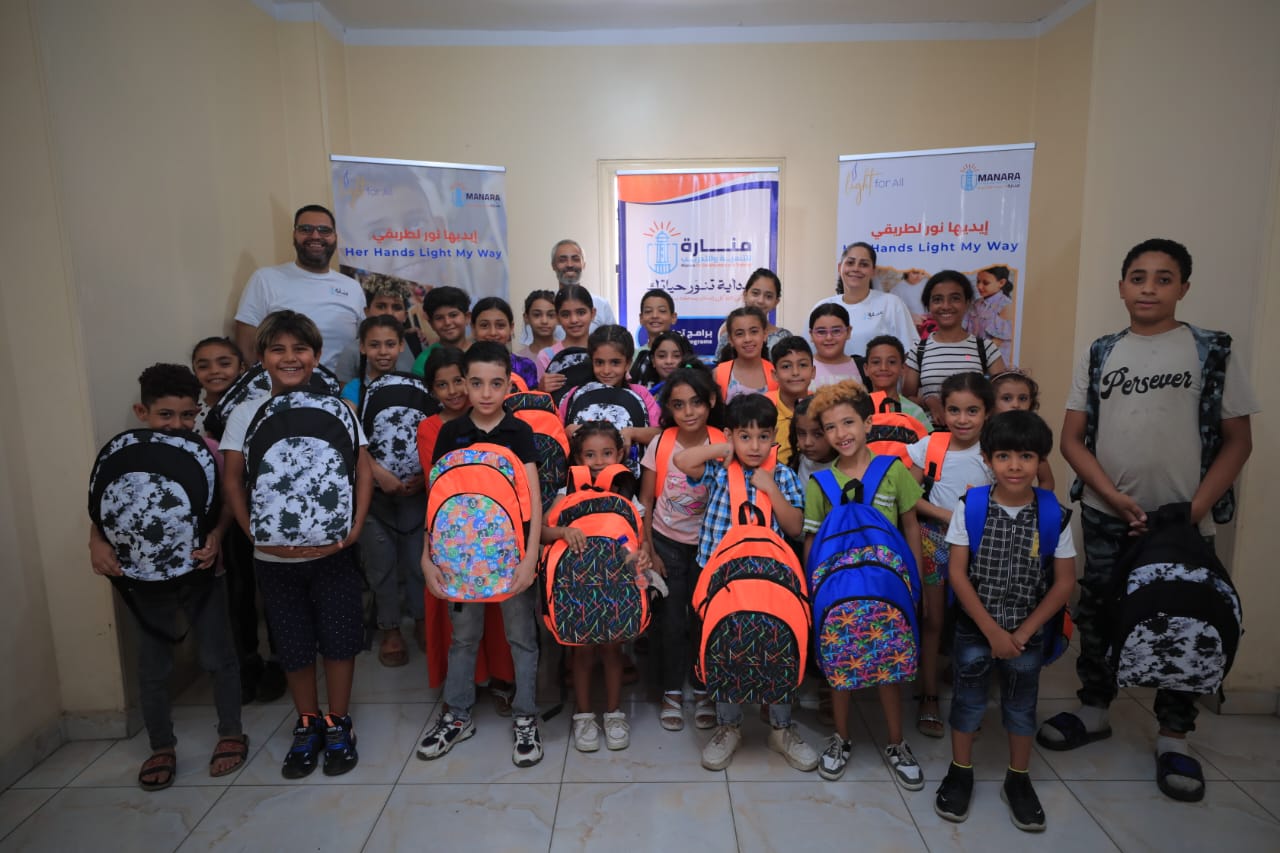 «إيديها نور لطريقى» مبادرة إنسانية لتمكين المرأة والأسر المصرية