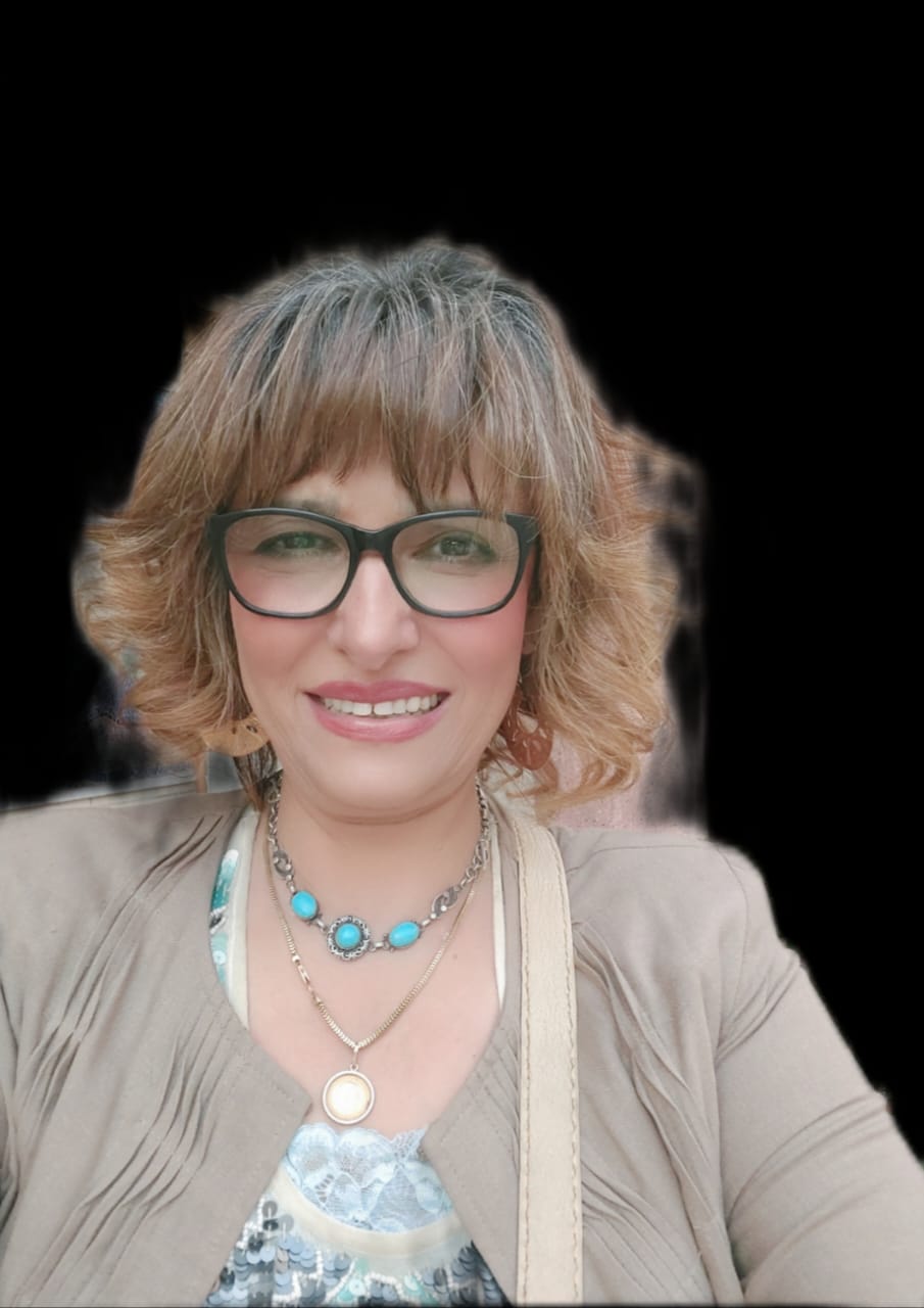 نجلاء حسن تحاور سويلم بمؤسسة عبد القادر الحسيني