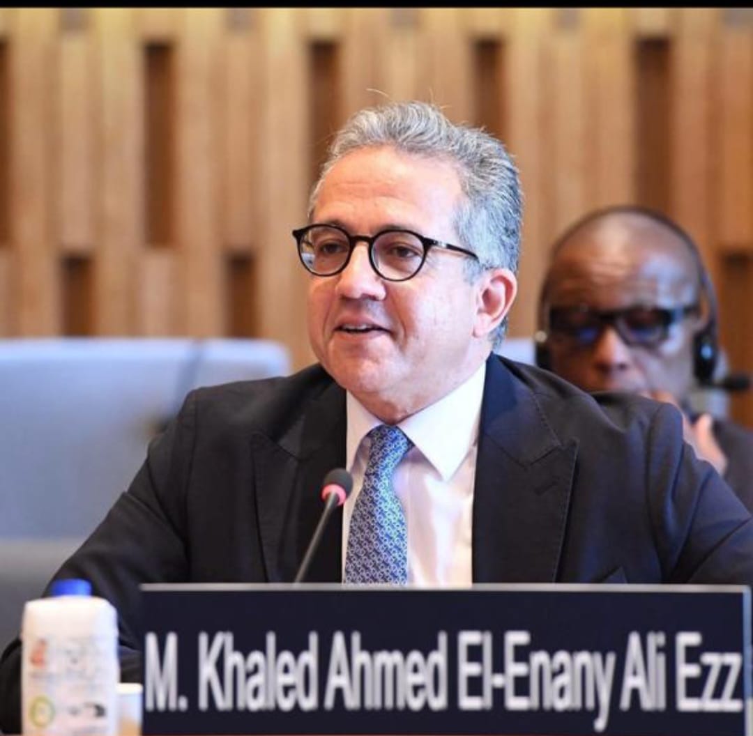 وزير التعليم العالي الدكتور .أيمن عاشور يُهنئ الدكتور خالد العناني لفوزه بجدارة بمنصب المدير العام لمنظمة اليونسكو