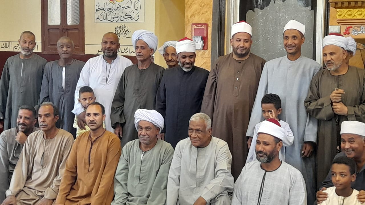 افتتاح مسجدين جديدين بأسوان.. ووكيل الأوقاف “بيوت الله تُعمر بالإيمان والعمل الصالح”
