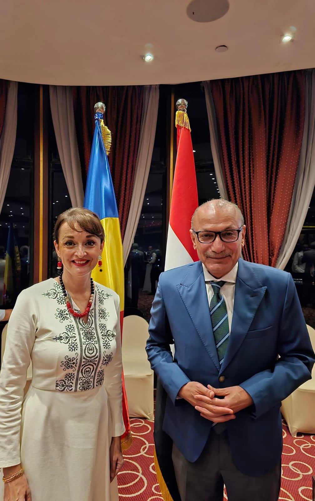 سفير تركيا بالقاهرة يهنئ سفيرة رومانيا بيوم القوات المسلحة الرومانية