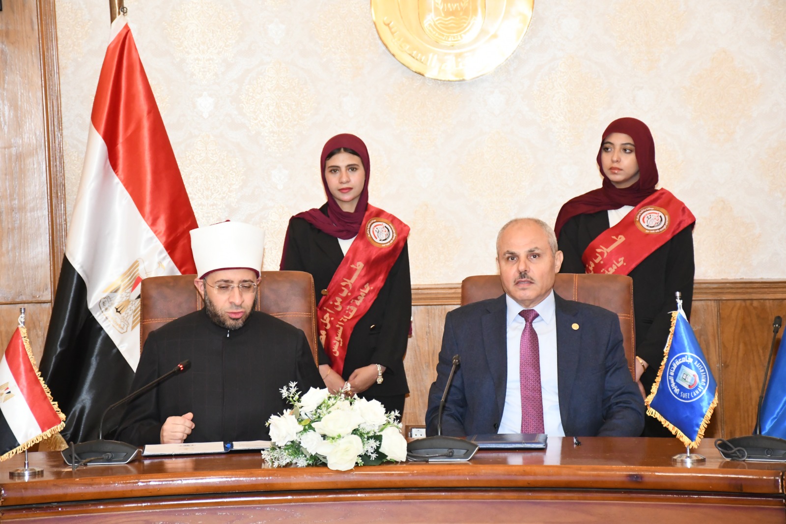 الازهرى ومندور يوقعان بروتوكول تعاون مشترك بين وزاره الأوقاف وجامعه قناة السويس لتعزيز الشراكة الأكاديمية والبحثية وخدمة المجتمع
